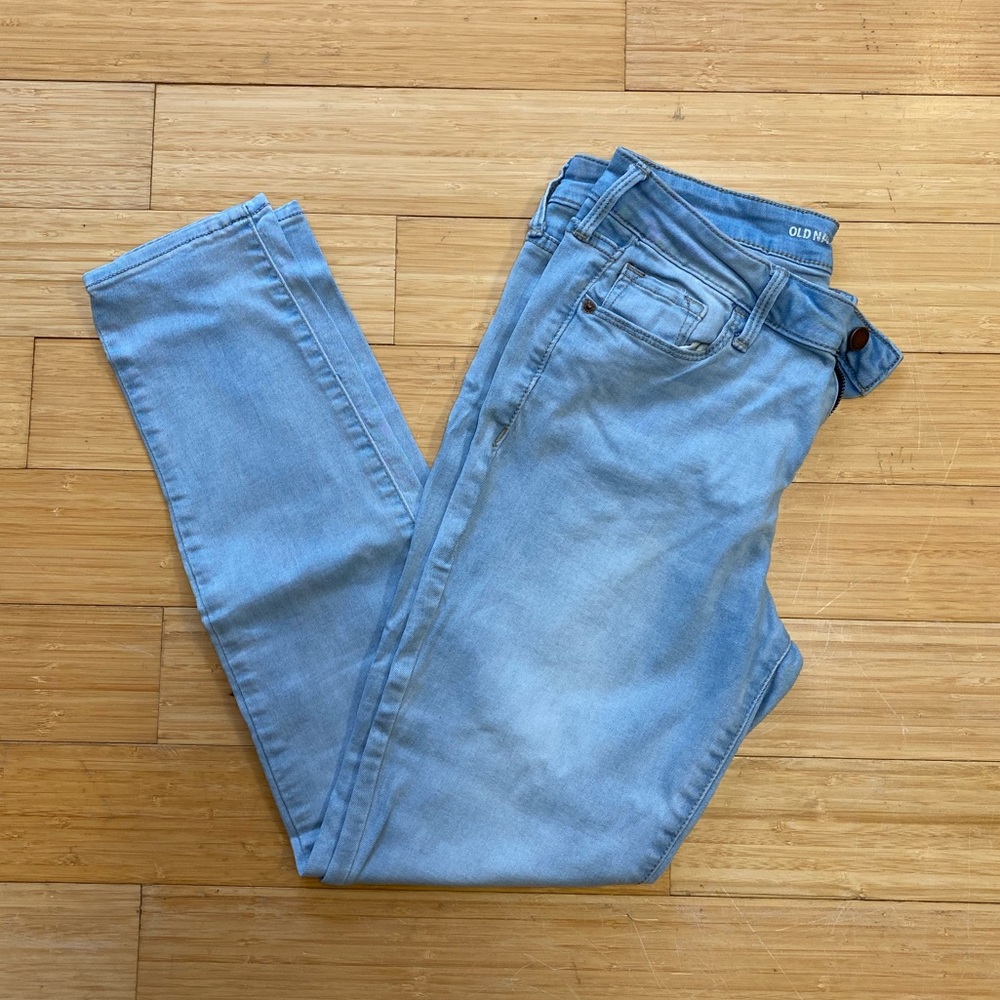 Old Navy Mid-Rise Light Wash Jeans